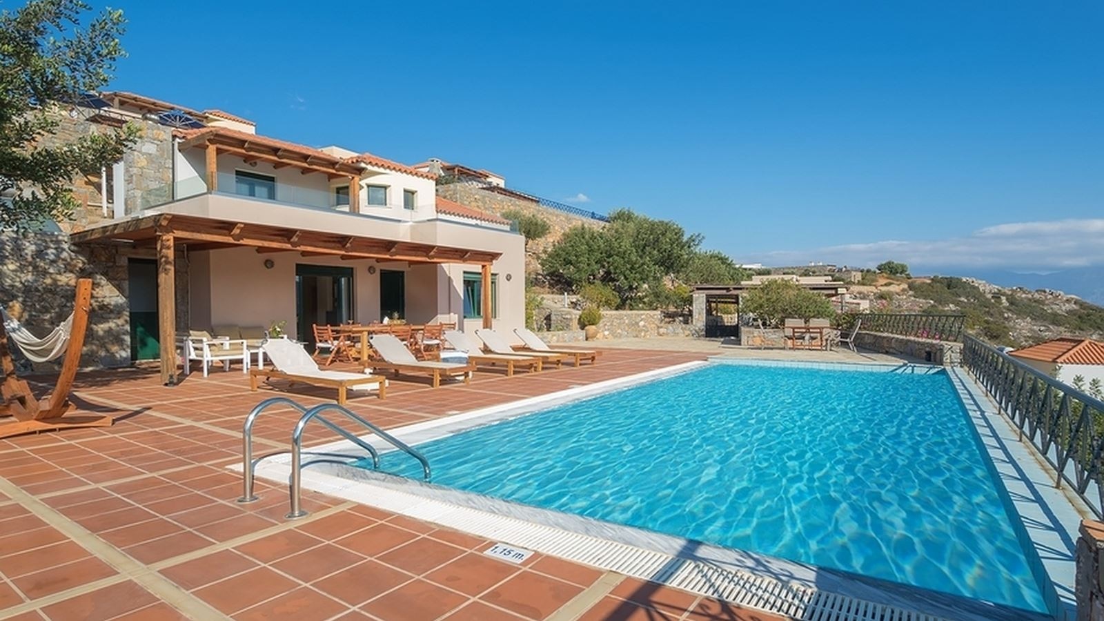 rooms-3-bedroom-villa-with-private-pool