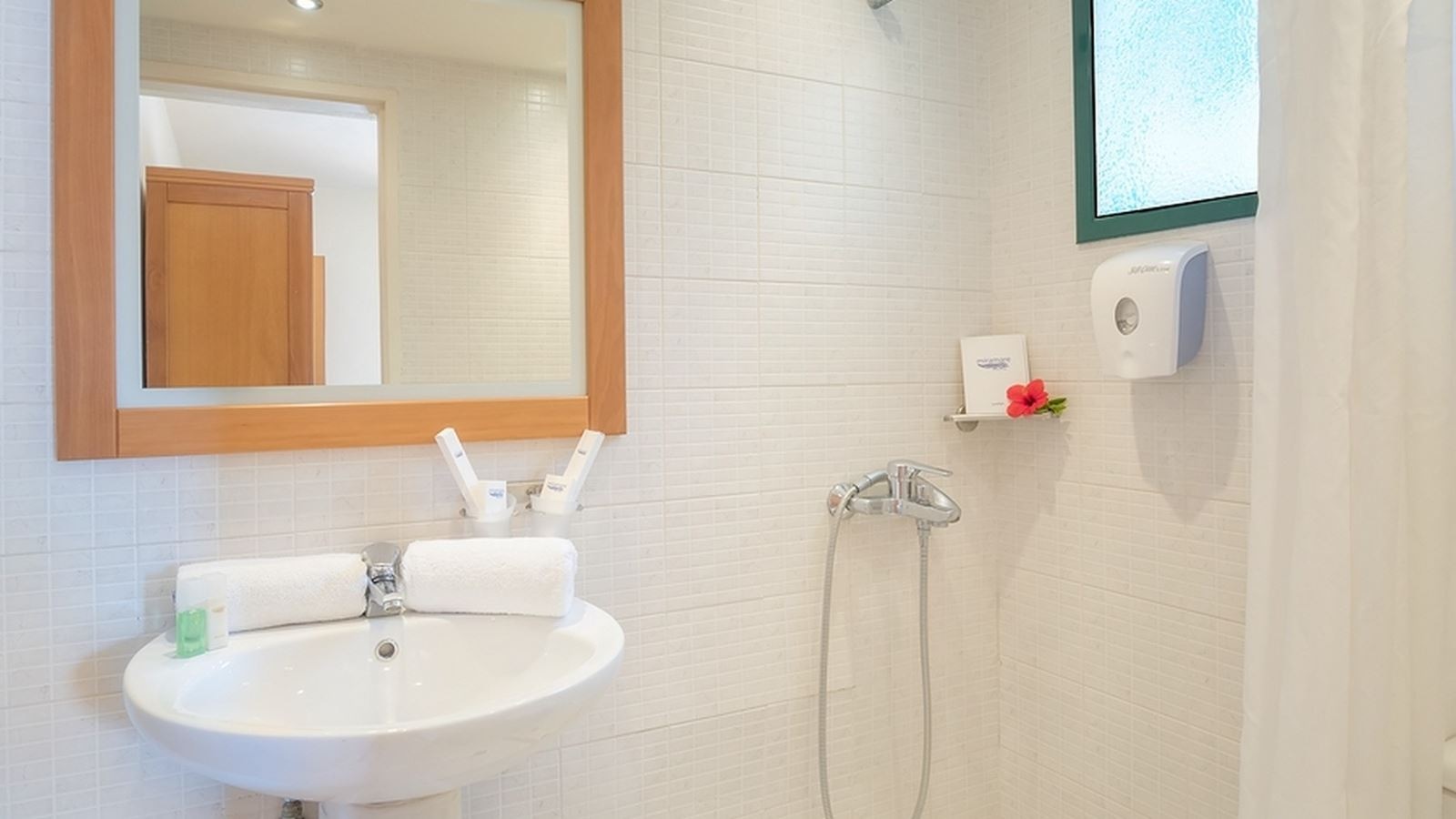 rooms-4-bedroom-villa-with-private-pool