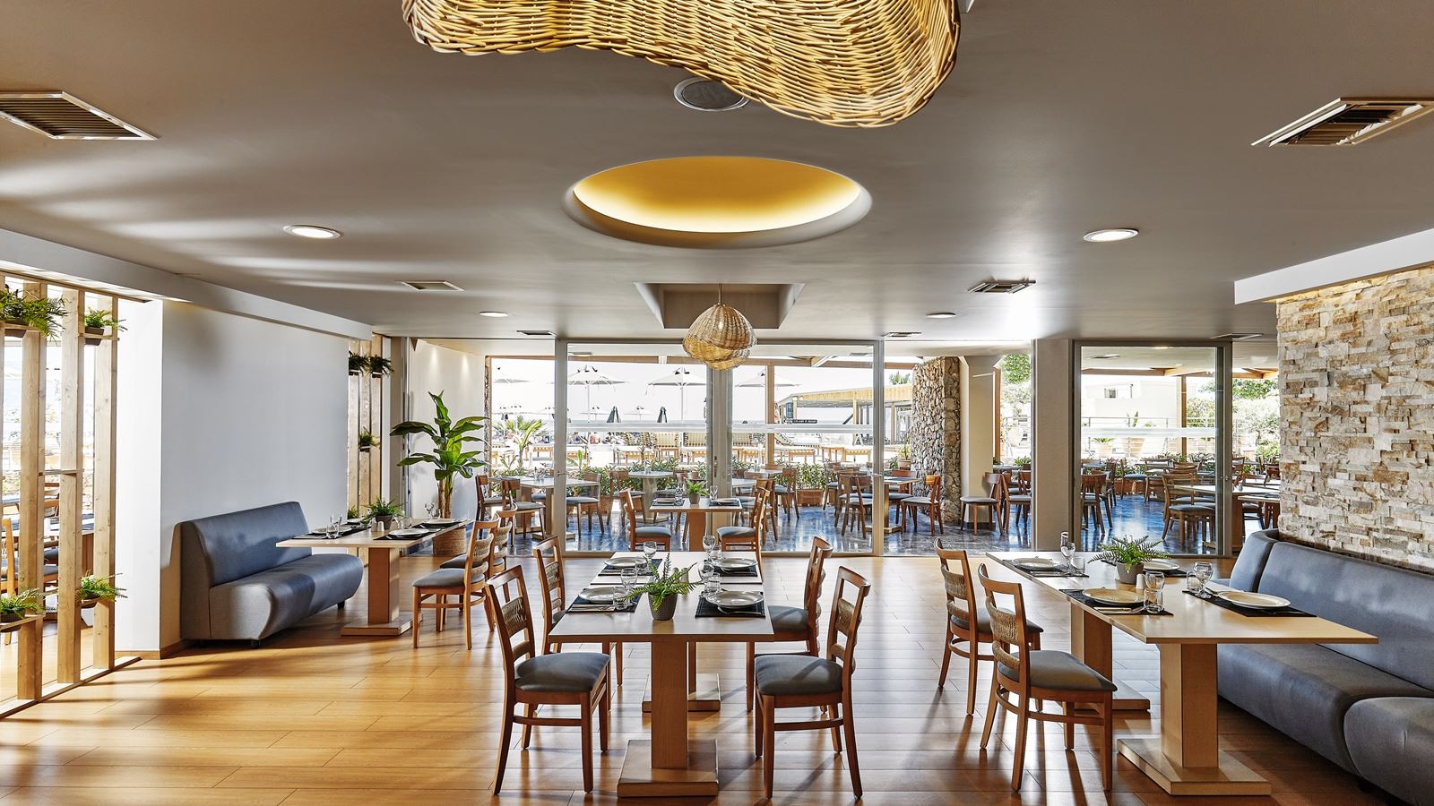 restaurants-main-restaurant