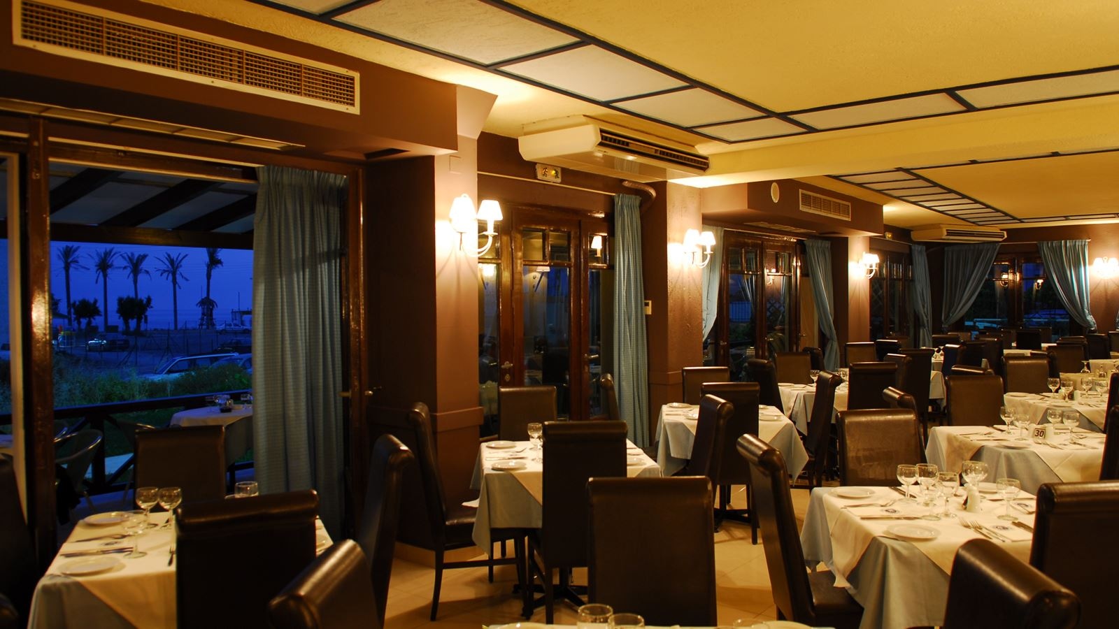 restaurants-main-restaurant