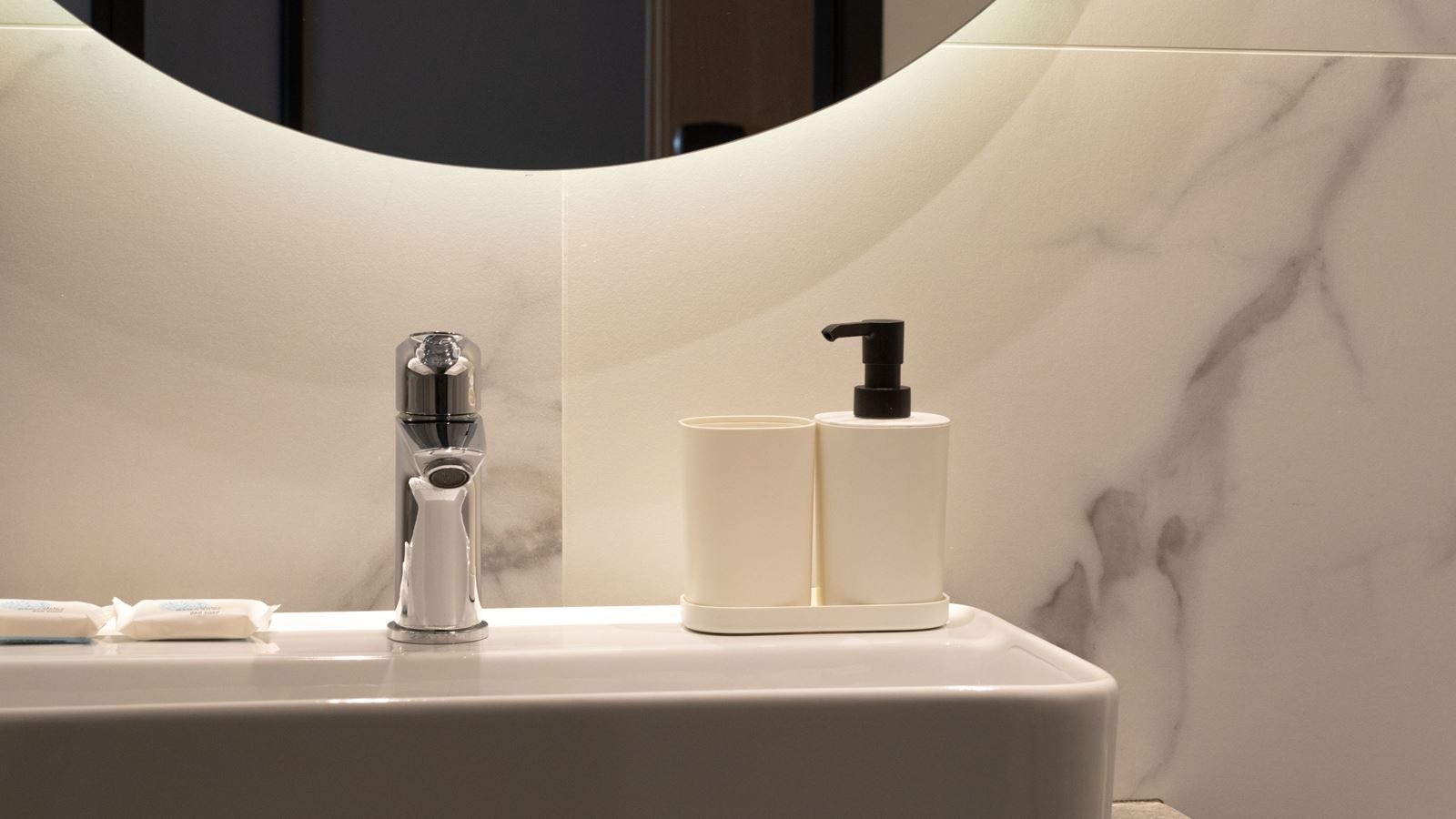 rooms-double-standard