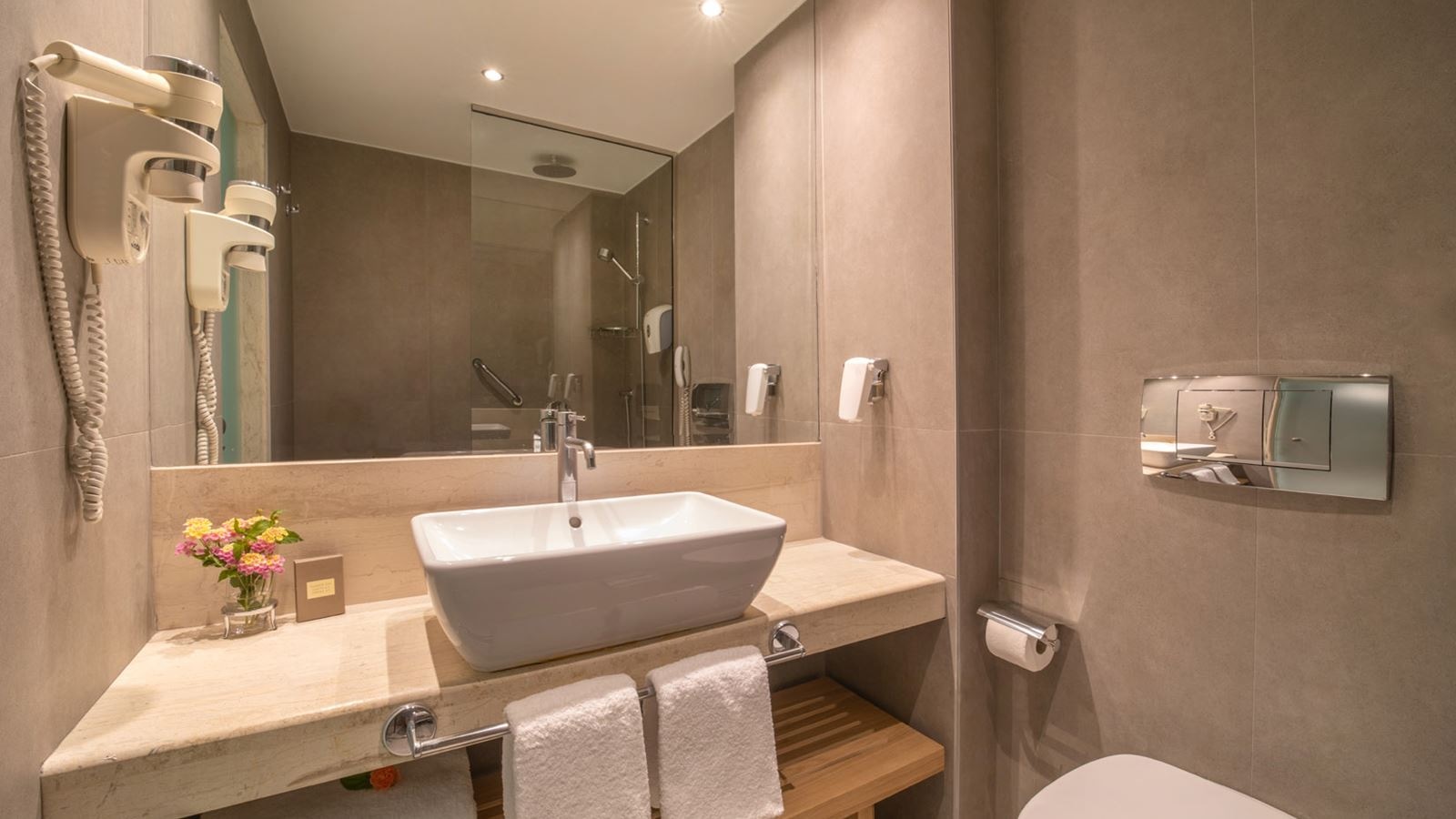 rooms-bungalow-pool-front-or-sea-view