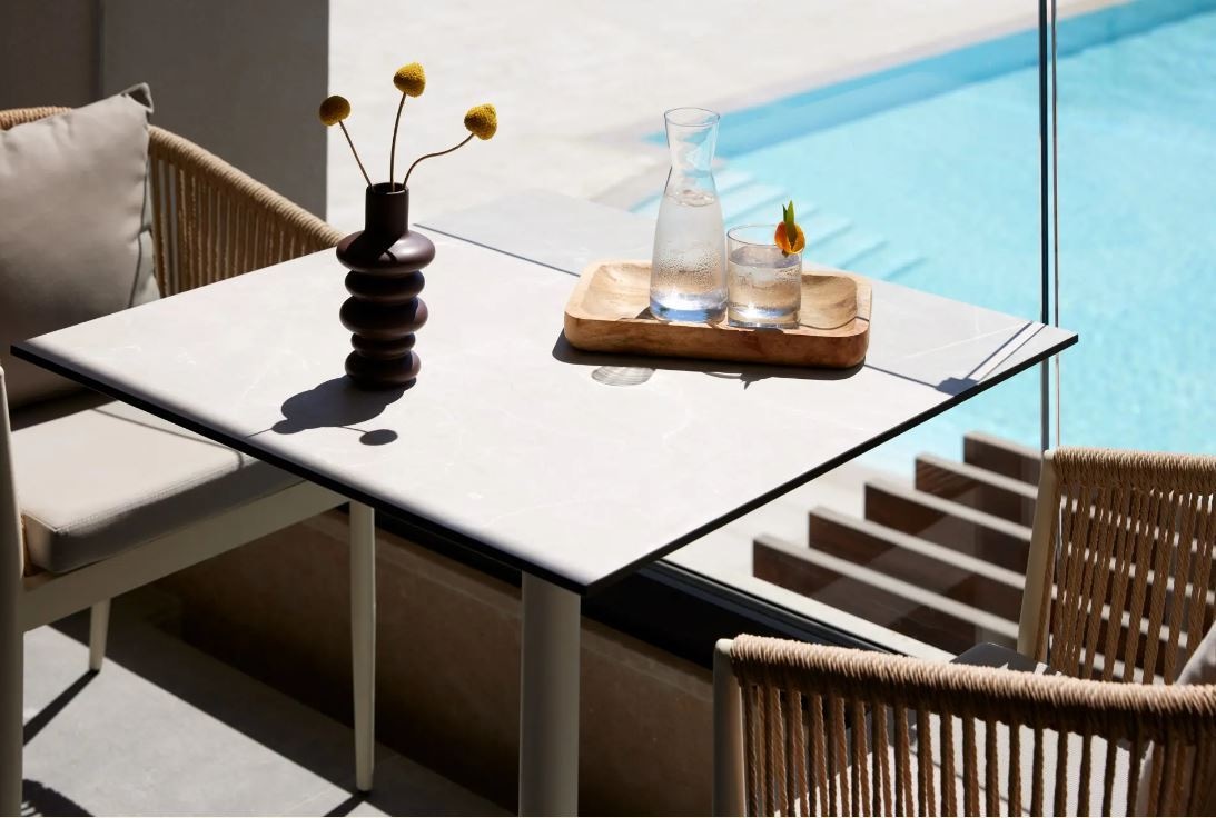 rooms-deluxe-room