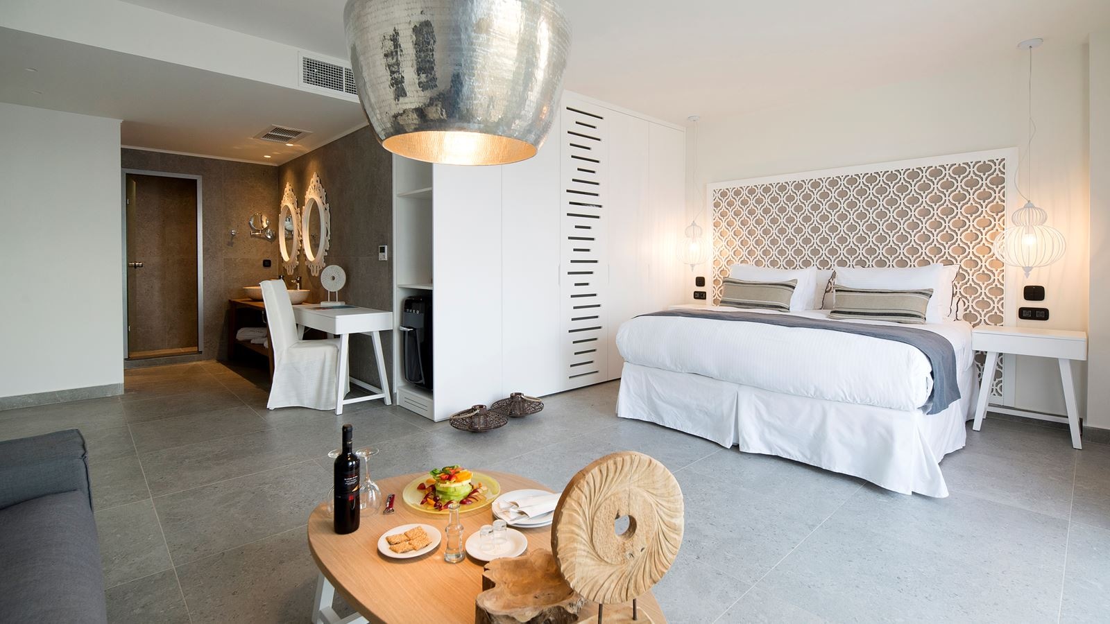 rooms-suite-sea-view-with-private-pool