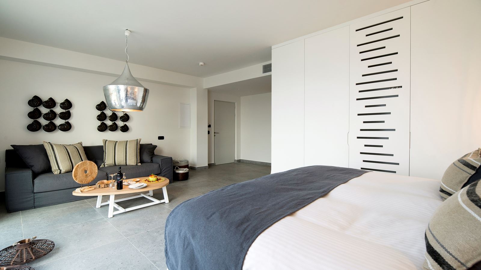 rooms-suite-sea-view-with-private-pool