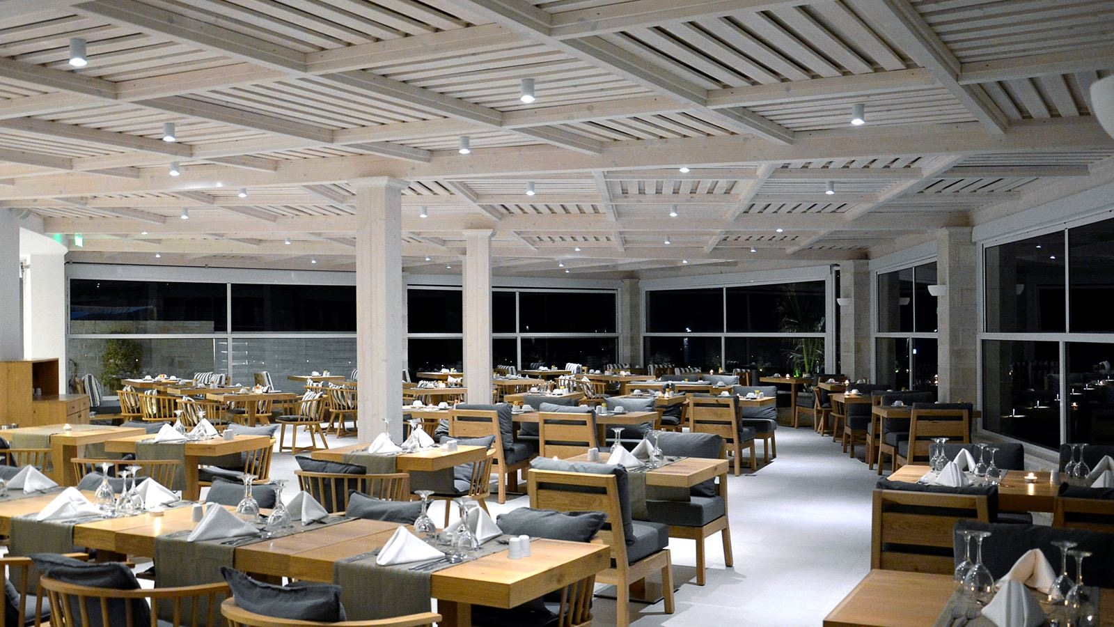 restaurants-main-restaurant