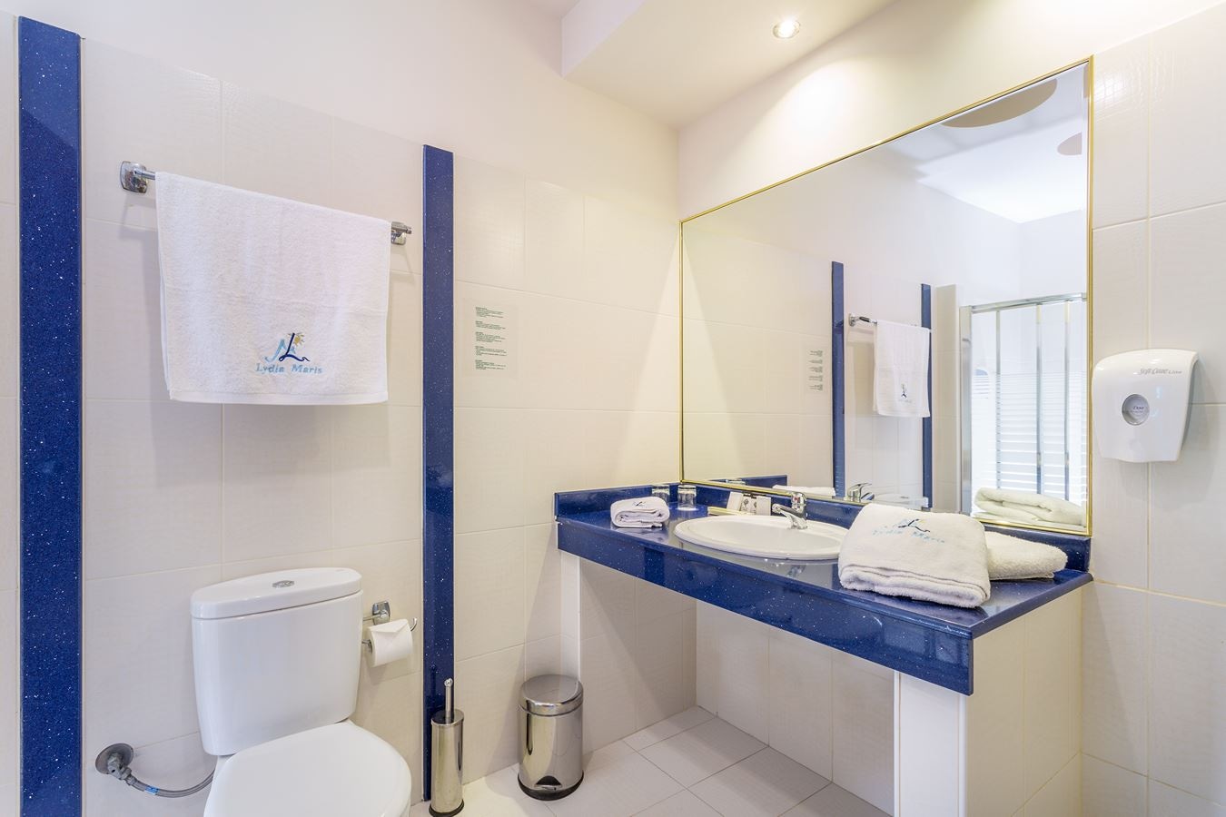 rooms-superior-double-room