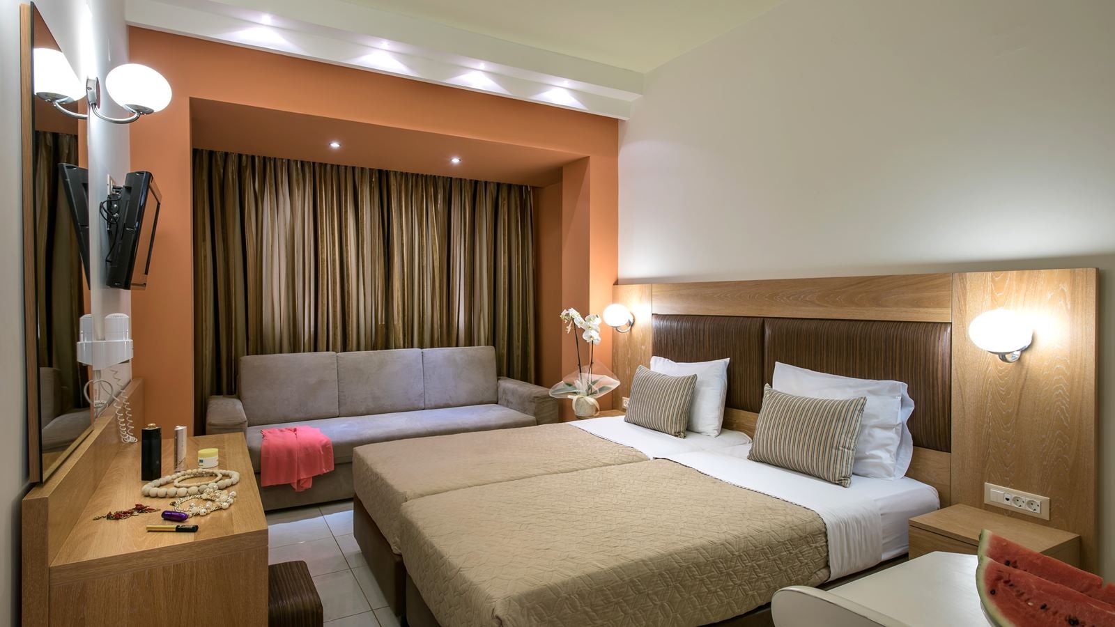 rooms-studio-deluxe-triple