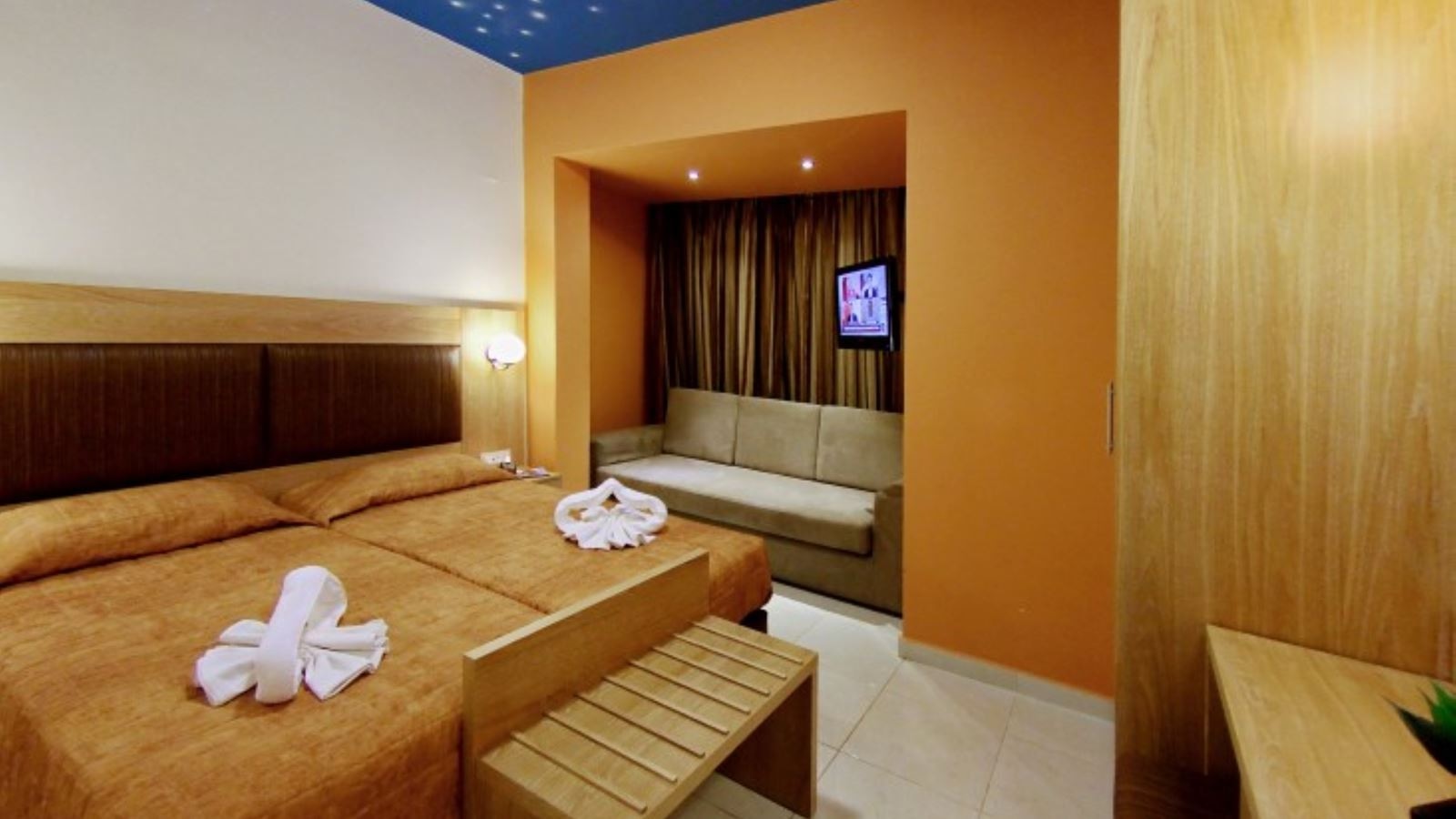 rooms-apartment-deluxe-one-bedroom