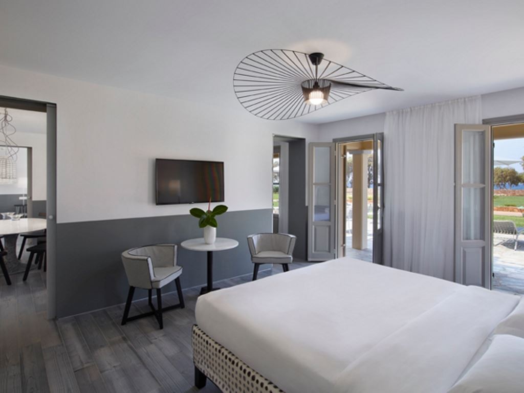 rooms-premium-2-bedrooms-suite-sea-view