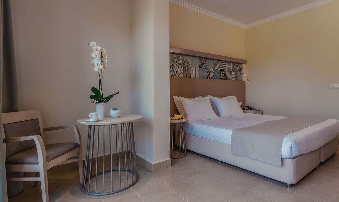 rooms-suite-private-pool-gv