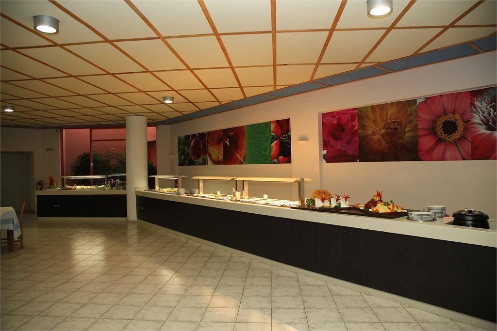 restaurants-main-restaurant