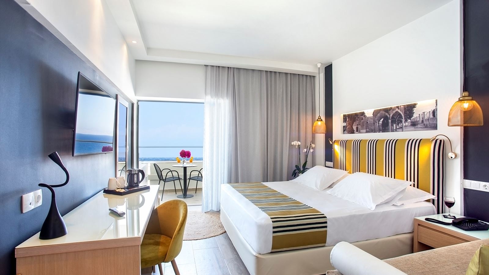 rooms-room-double-sea-view-balcony