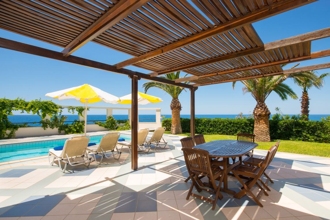 rooms-deluxe-suite-sea-view-swim-up