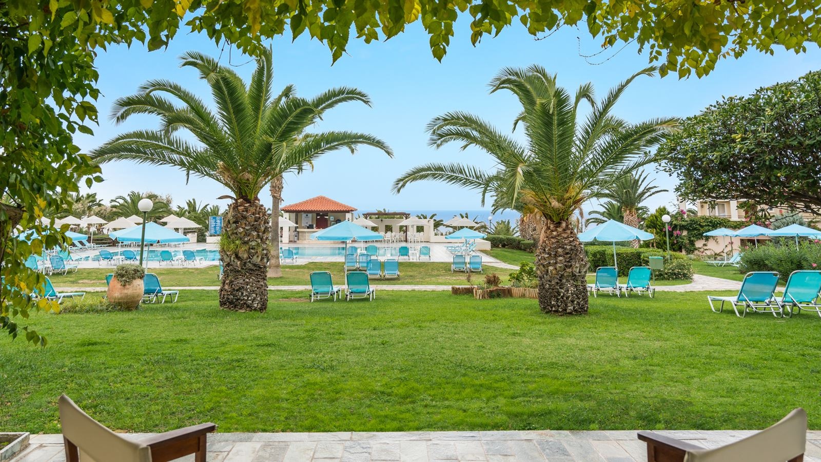 rooms-bungalow-superior