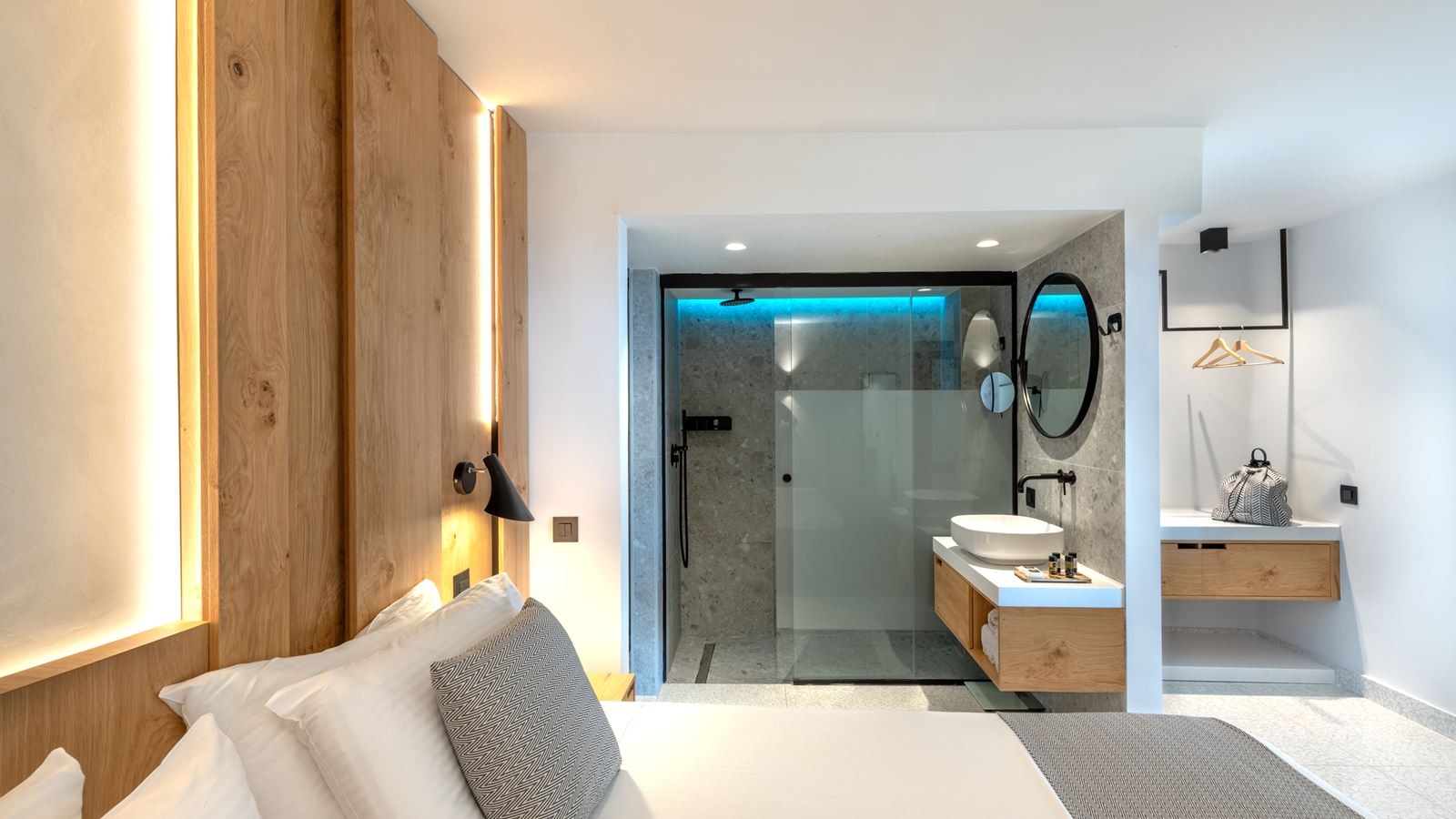 rooms-ikaros-classic-double-garden-view