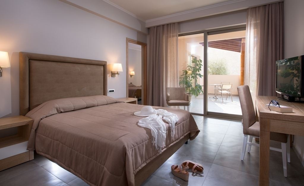 rooms-single-room-balcony-or-terrace