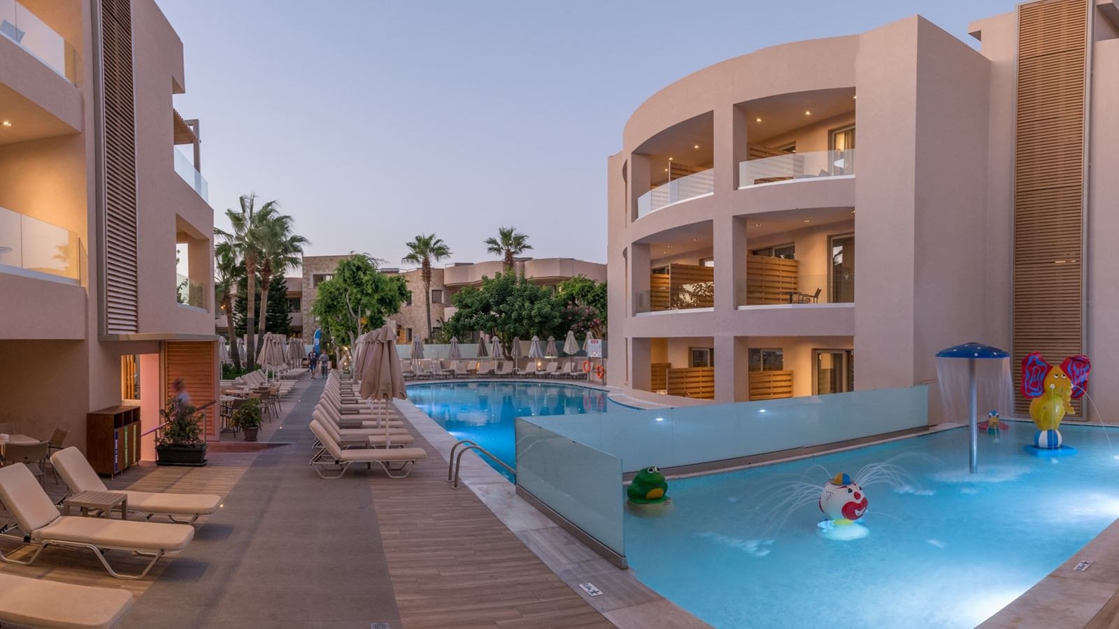 pools-outdoor-childrens-pool