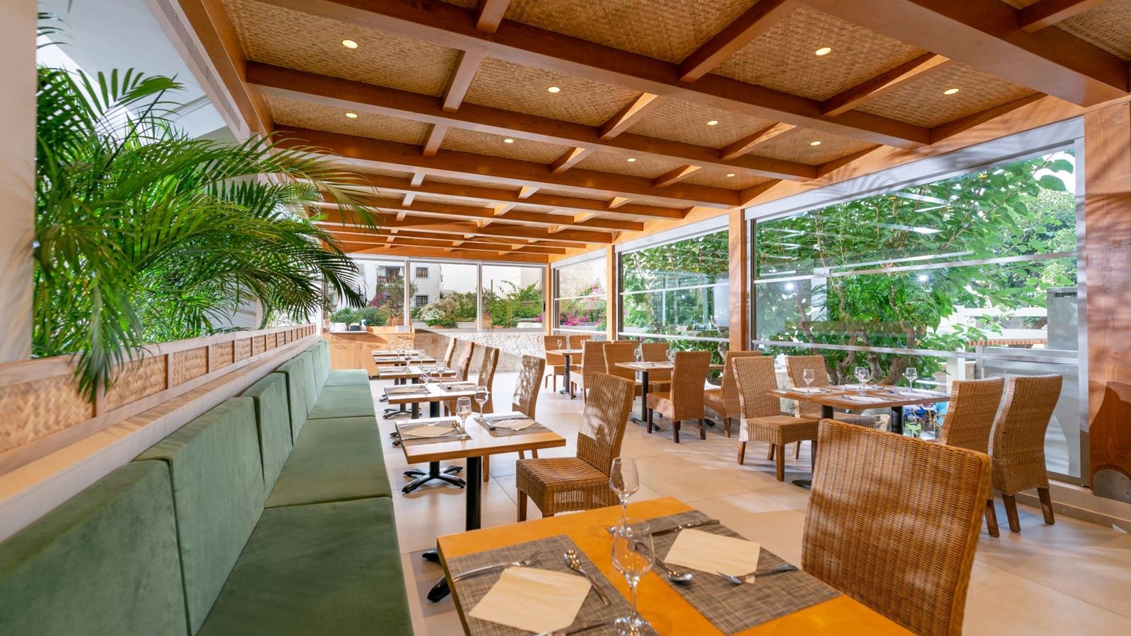 restaurants-main-restaurant