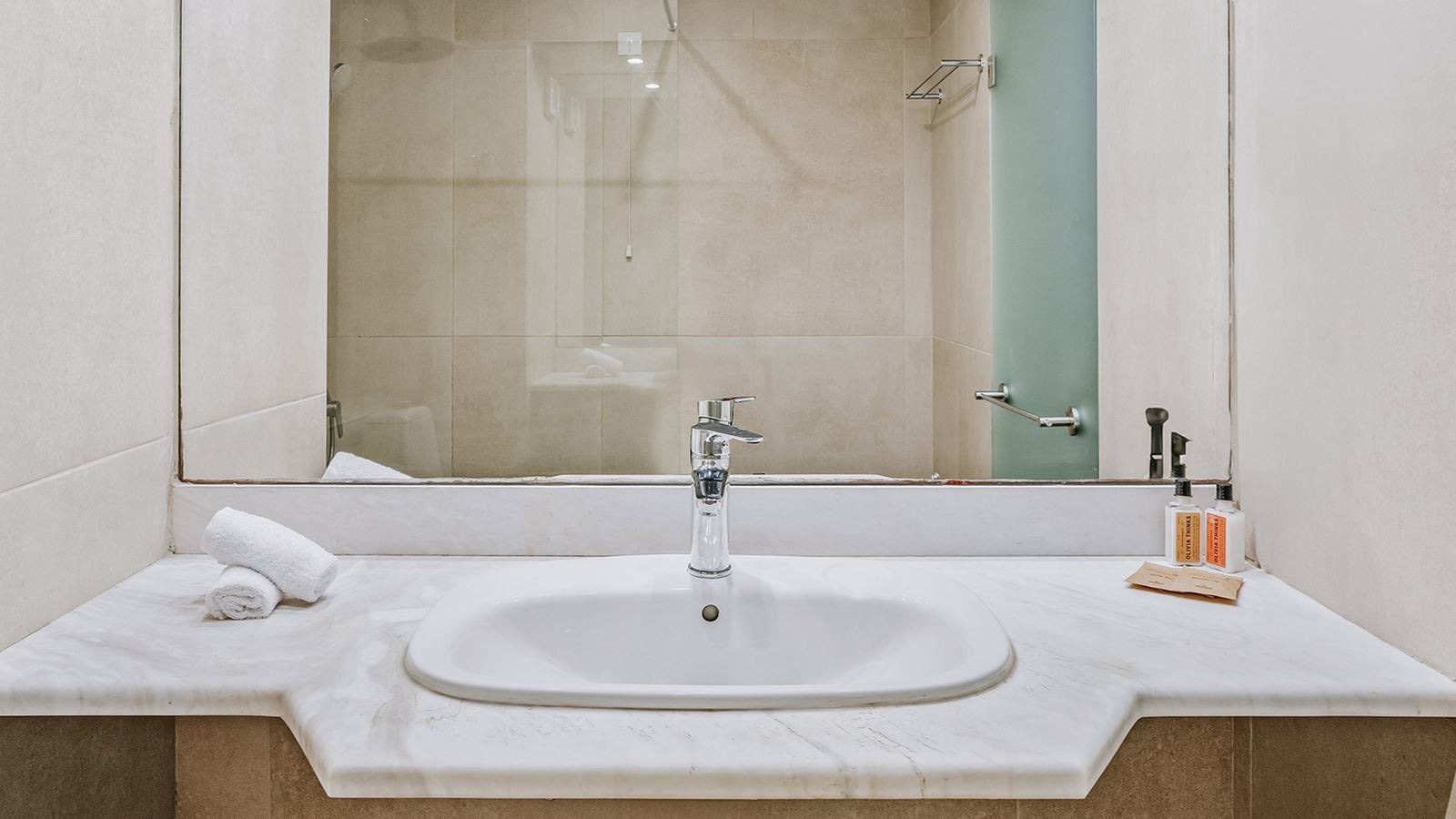 rooms-standard-double-gardenview-balcony-or-terrace