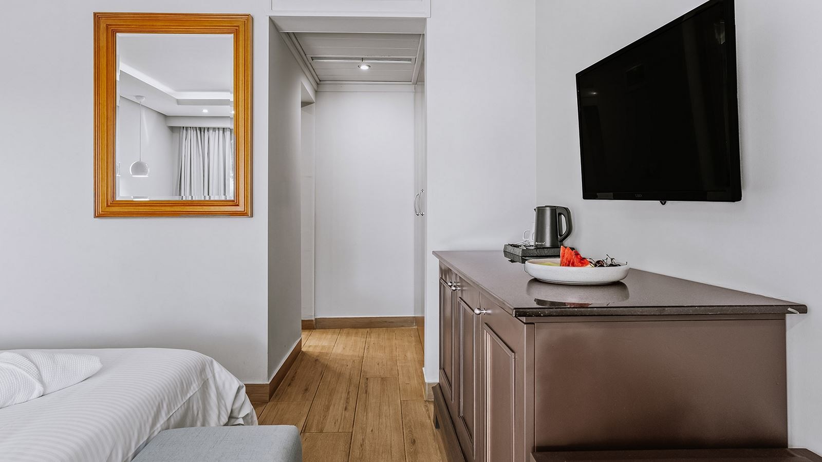 rooms-standard-double-gardenview-balcony-or-terrace