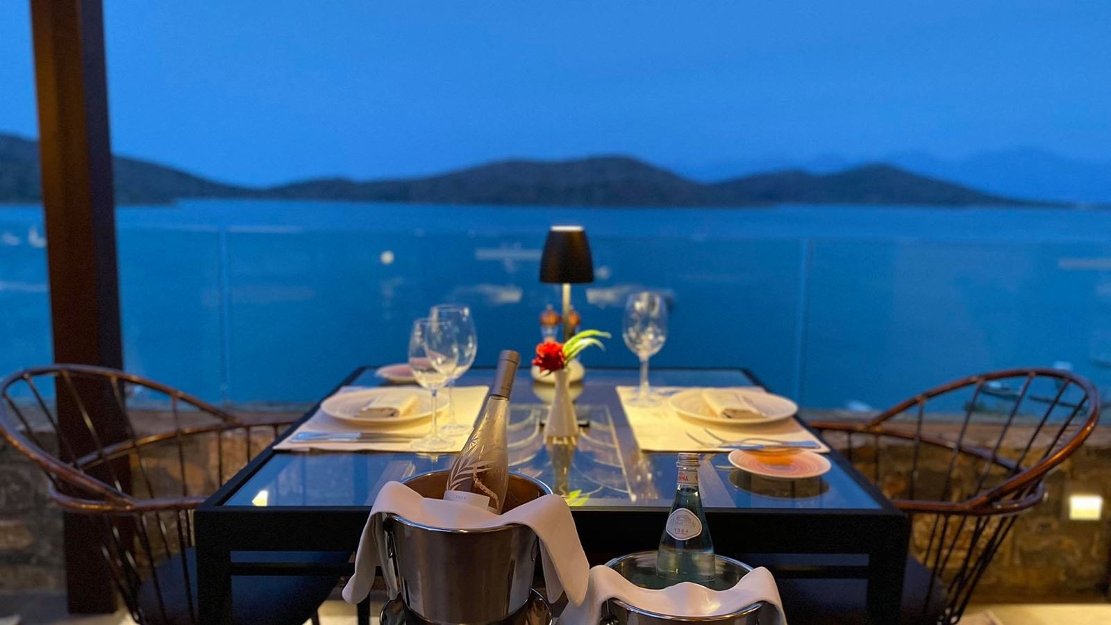 restaurants-poseidon-greek-creative-cuisine--fresh-fish