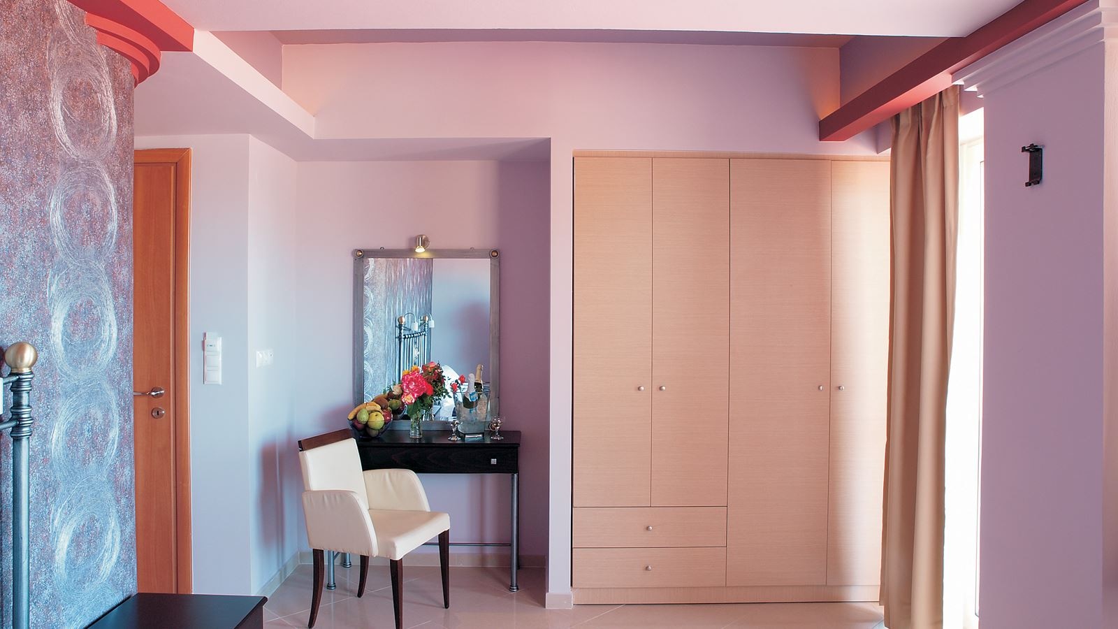 rooms-quadruple-room