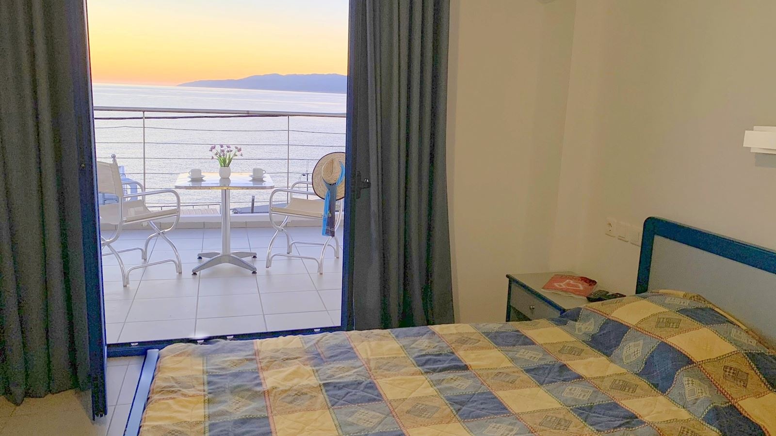 rooms-superior-apartment-sea-view