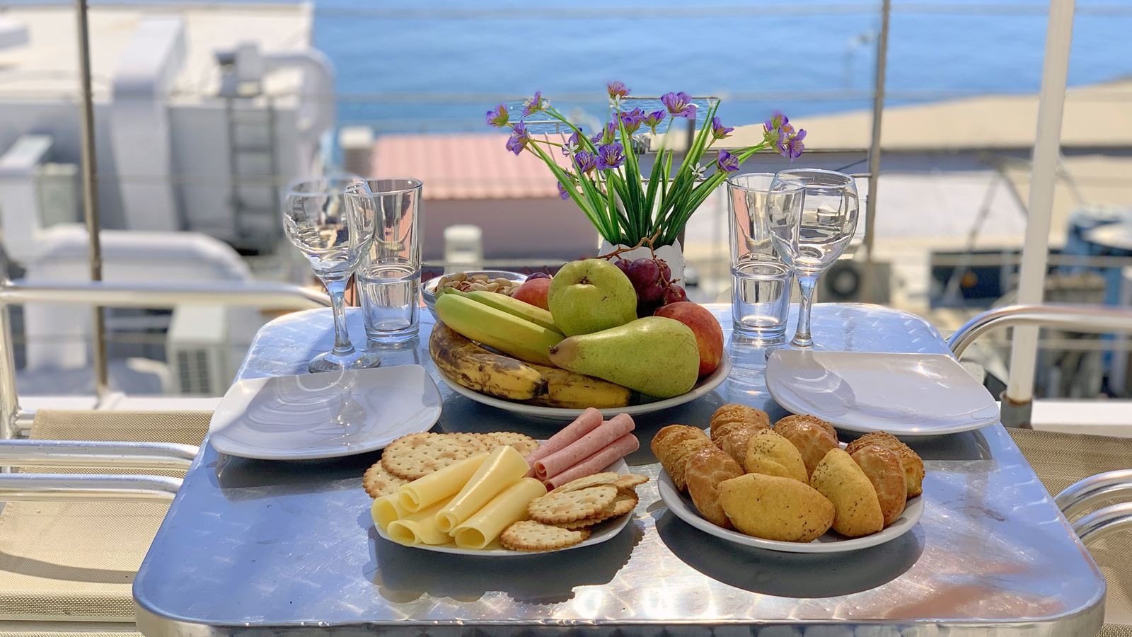 rooms-superior-apartment-sea-view