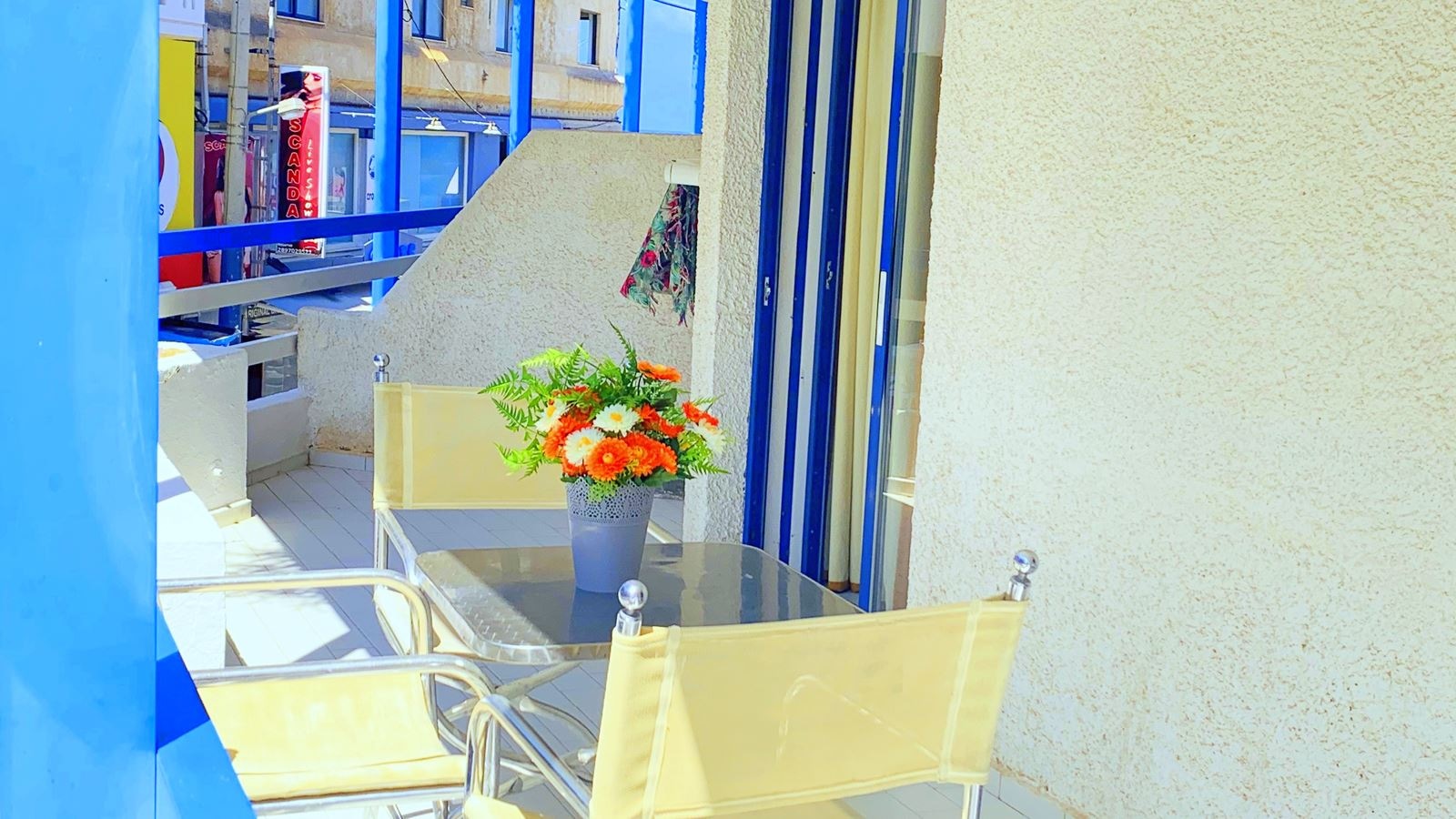 rooms-superior-apartment-city-view