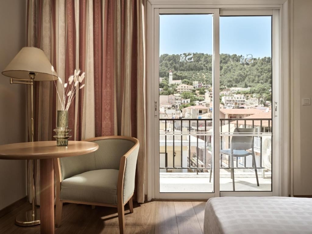 rooms-superior-double-room-city-view-with-balcony