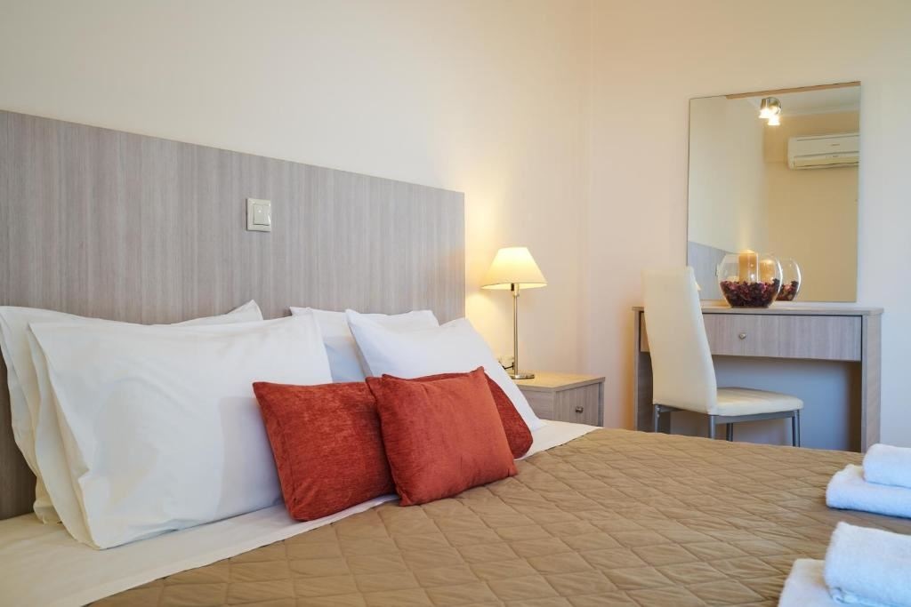 rooms-double-room-hill-view