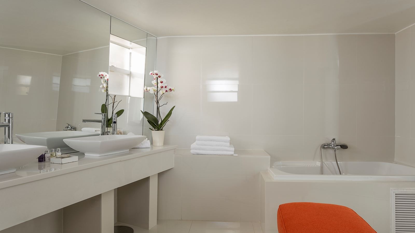 rooms-grand-deluxe-one-bedroom-villa-with-private-pool-and-sea-view