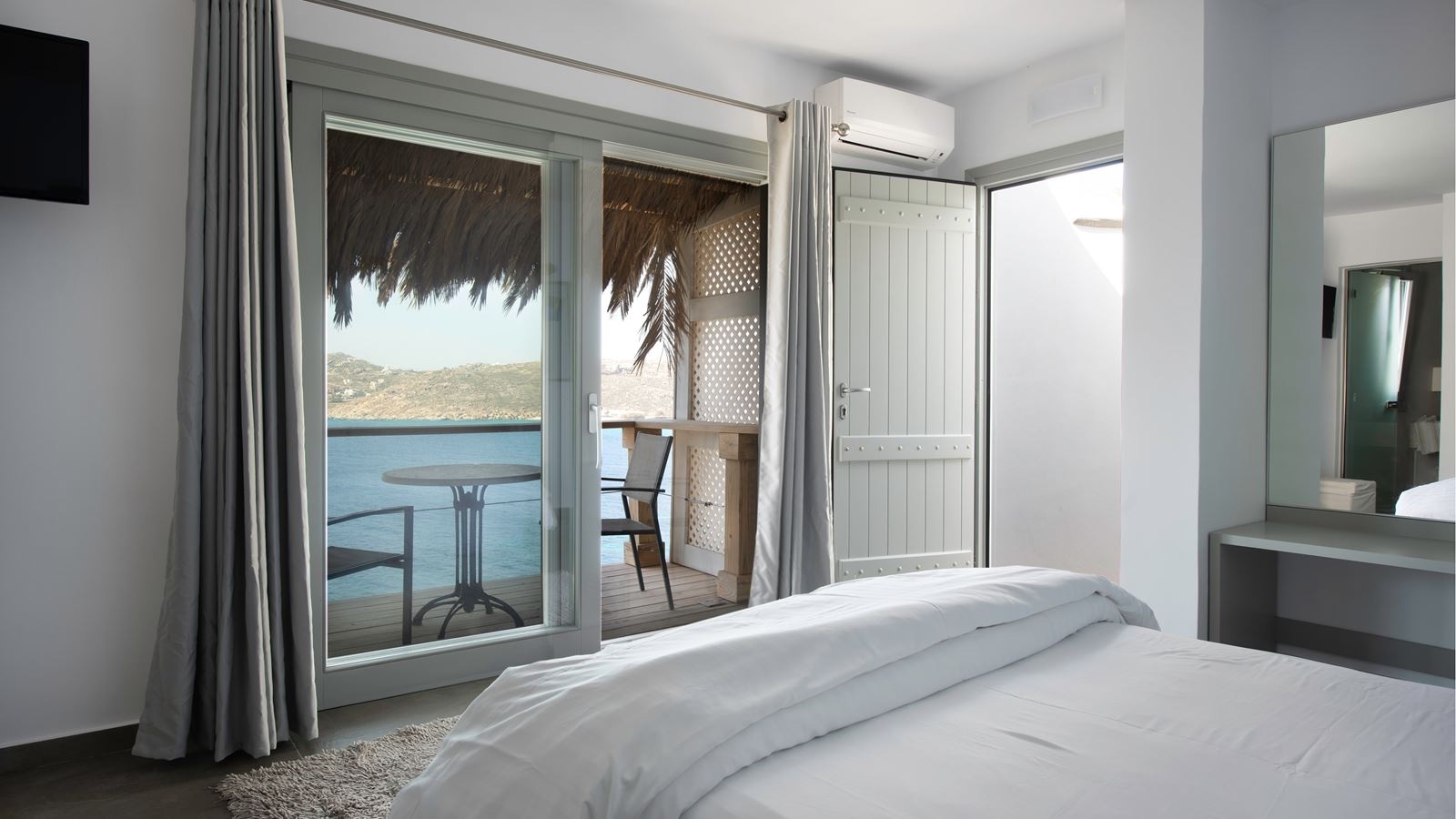 rooms-junior-suite-sea-view