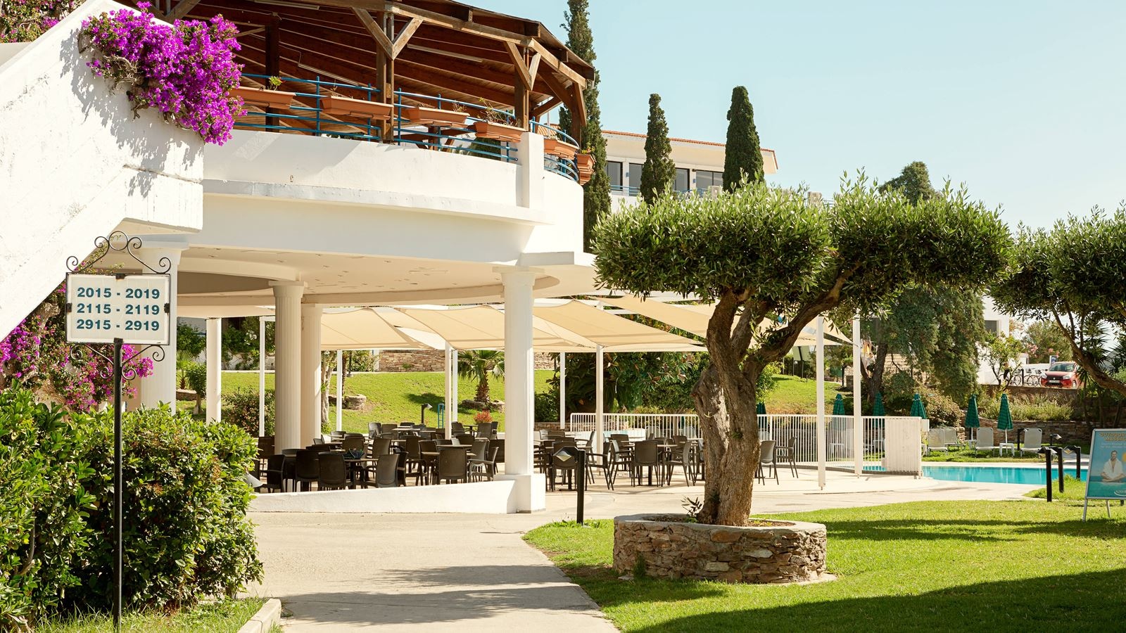 restaurants-danae-snack-bar