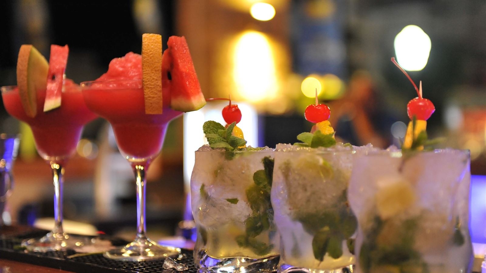 bars-mediterraneo-pool-bar