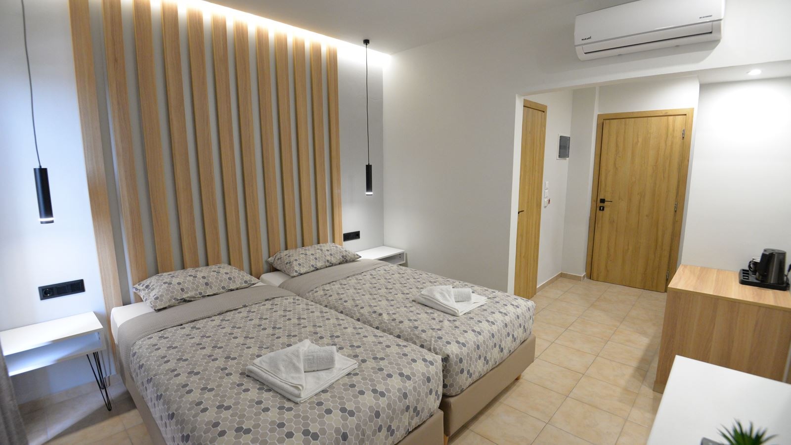 rooms-room-superior-double-balcony-or-terrace