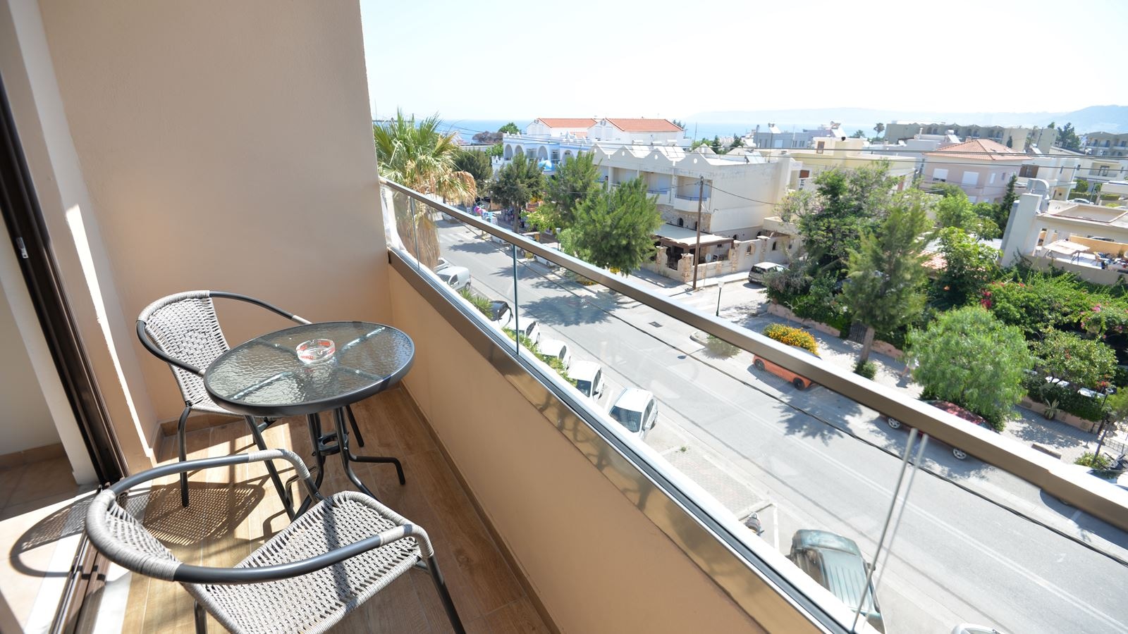 rooms-room-superior-double-balcony-or-terrace