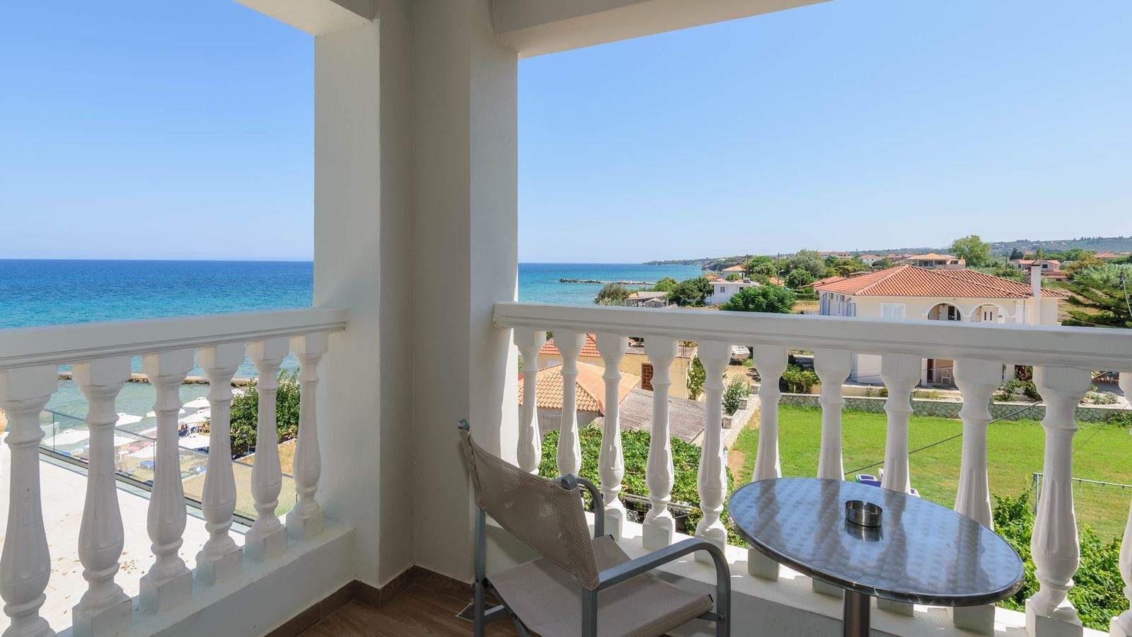 rooms-standard-double-side-sea-view-with-balcony