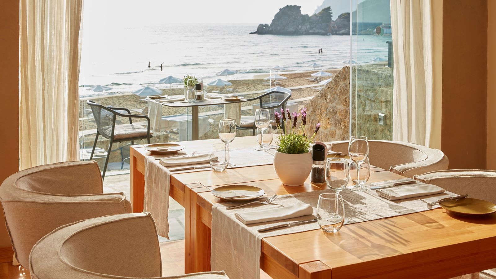 restaurants-tortuga-restaurant