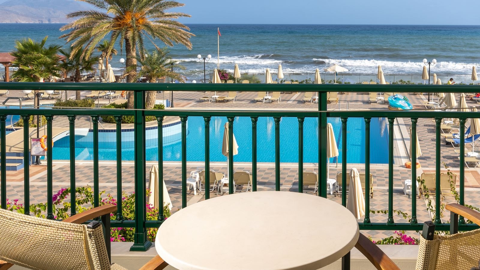 rooms-double-room-front-sea-view