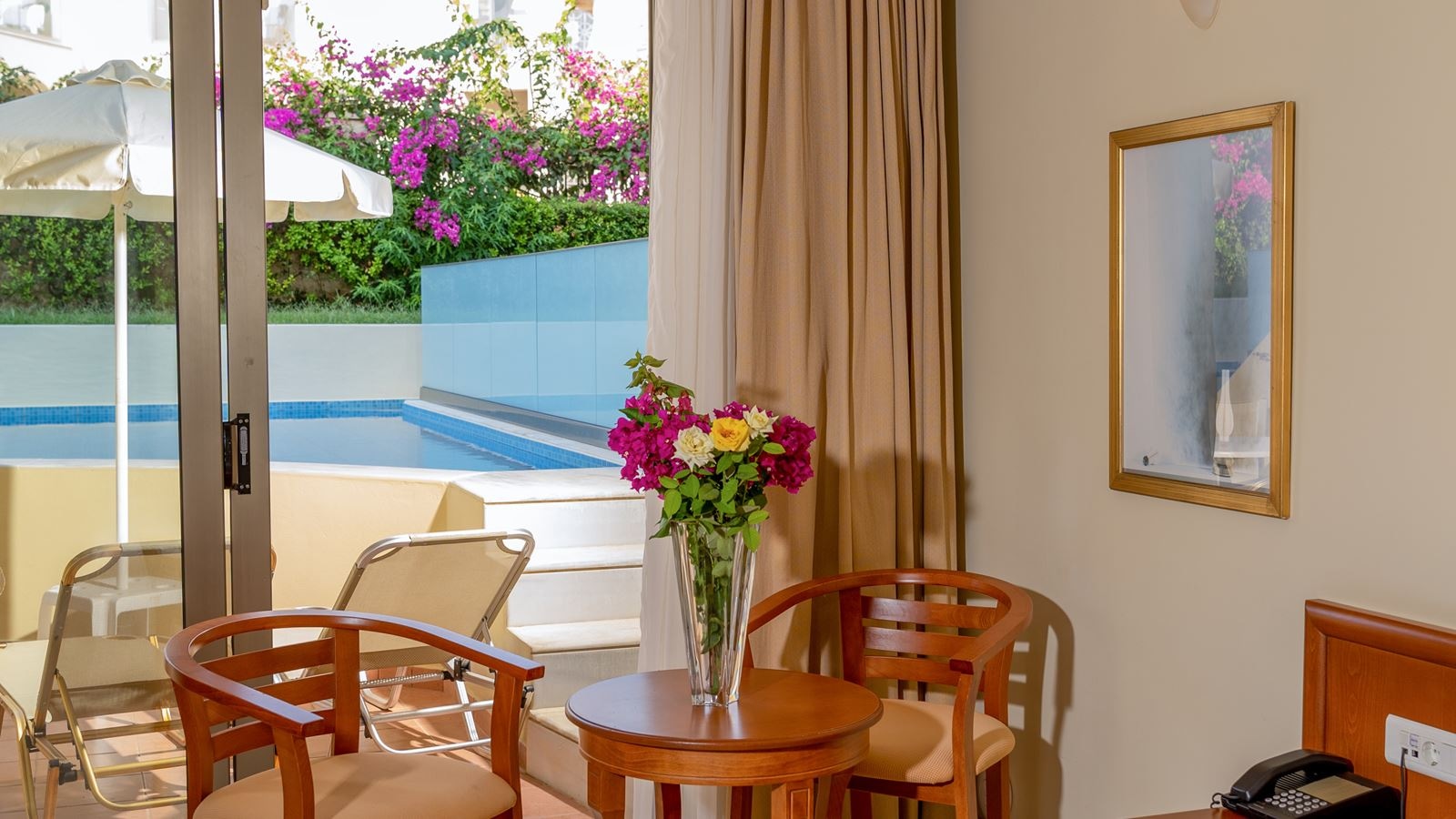 rooms-double-room-private-pool