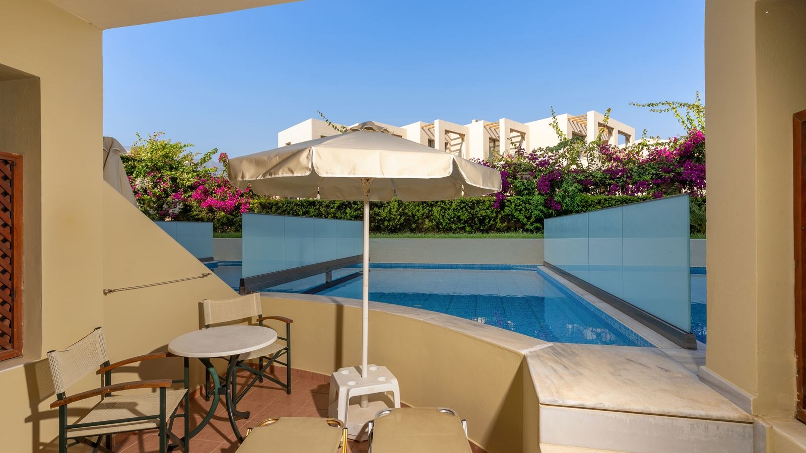 rooms-double-room-private-pool