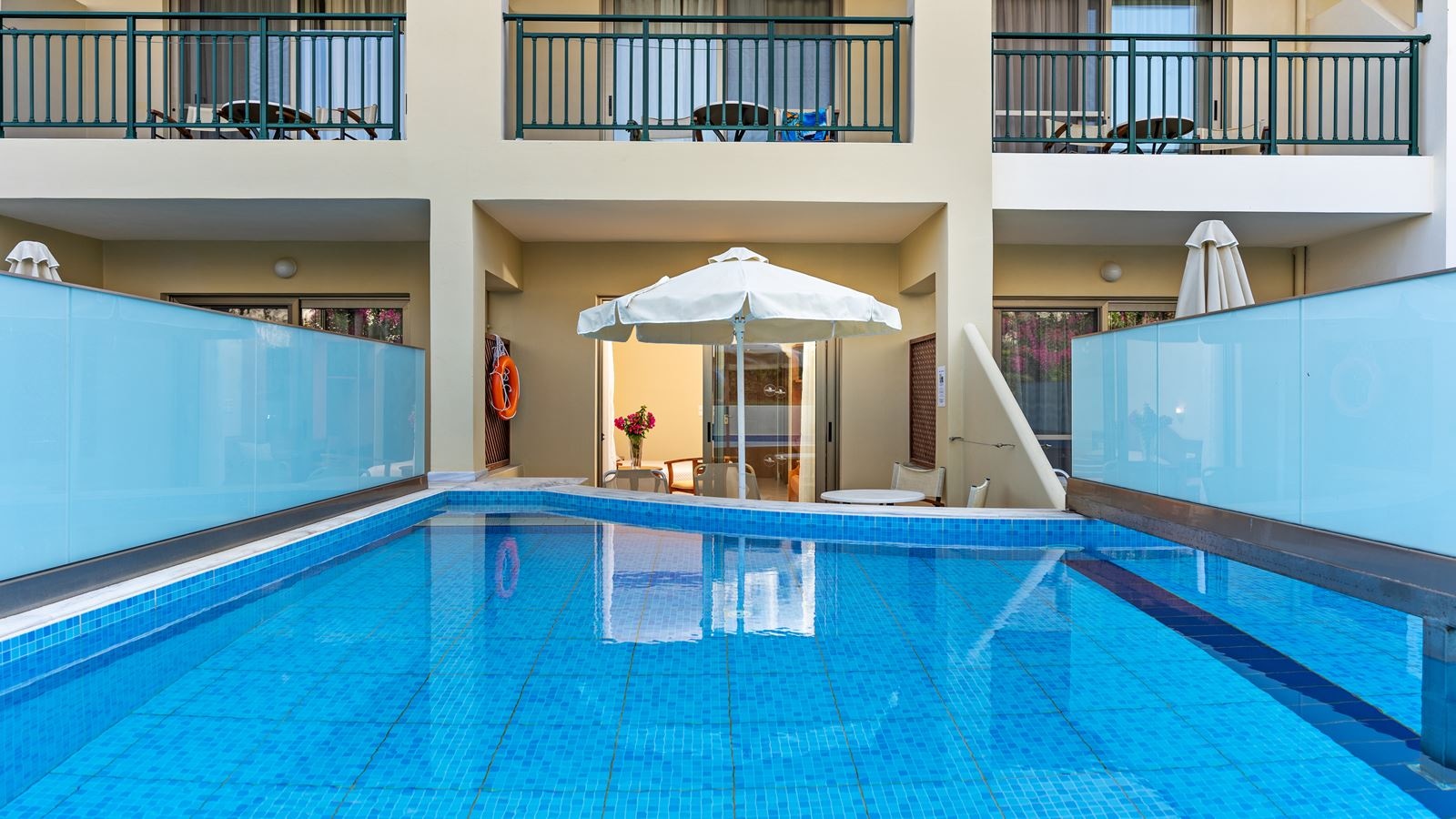 rooms-double-room-private-pool