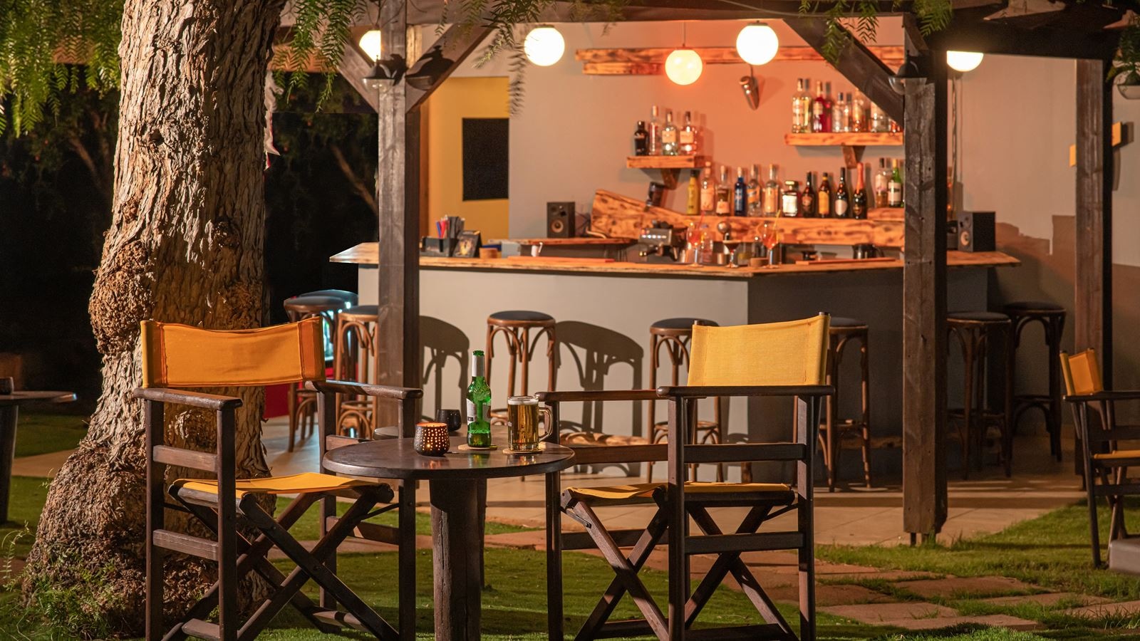 bars-snack-barpool-bar