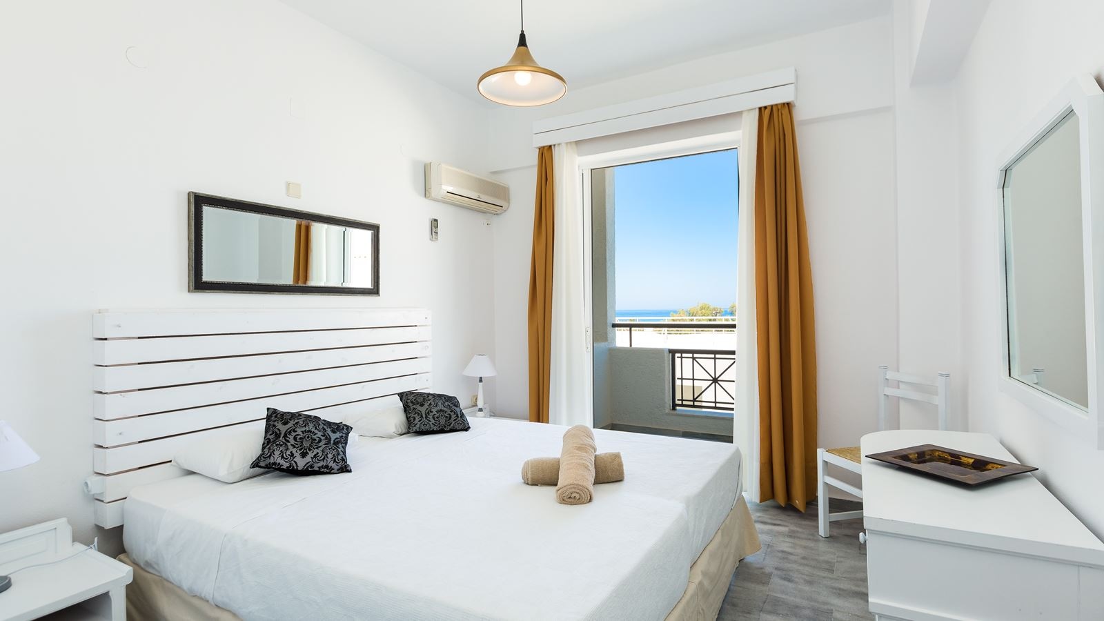 rooms-apartment-1-bedroom