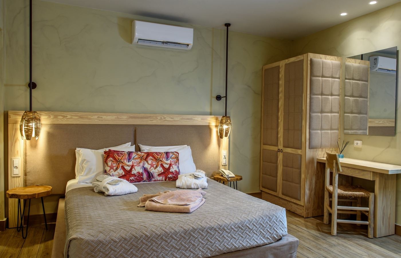 rooms-premium-room-inland-view-single-use