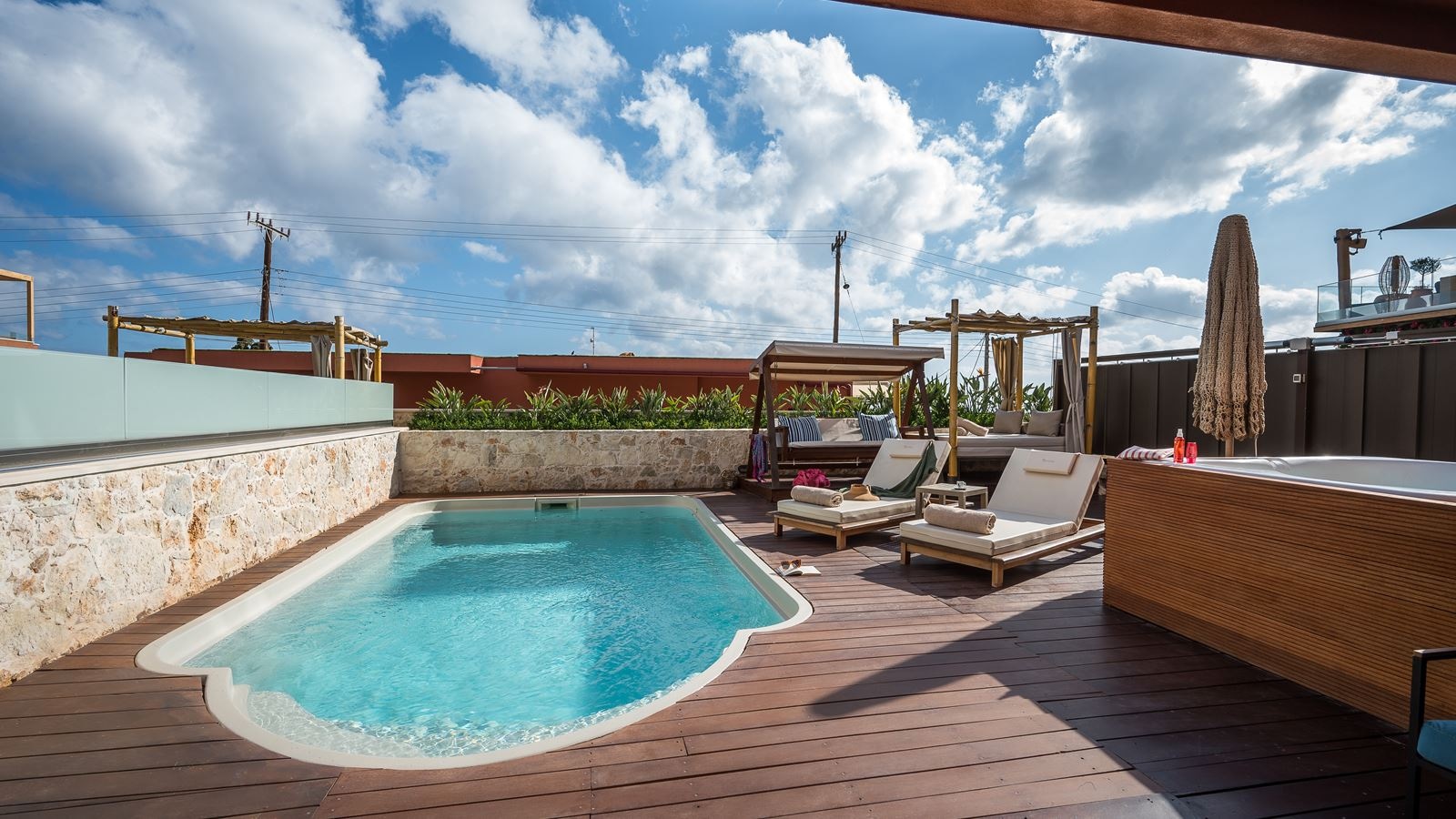 rooms-platinum two-bedroom-suite-sea-view-private-pool