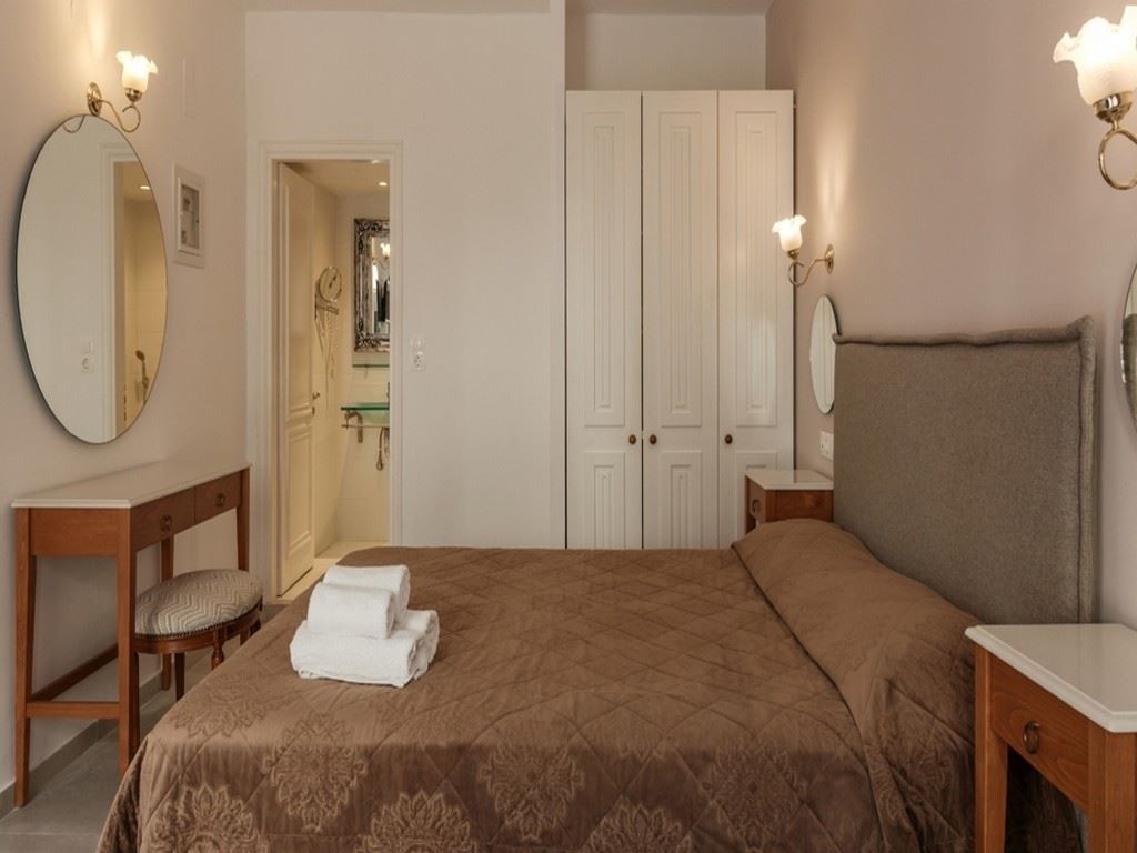 rooms-single-room-balcony-or-terrace