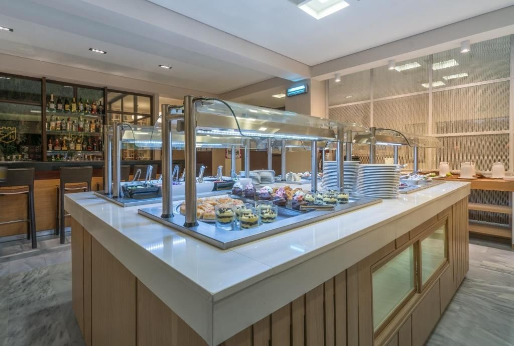 restaurants-restaurants